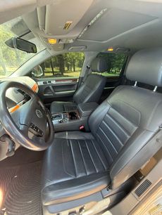 Used 2010 Volkswagen Touareg TDI
