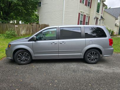 Used 2016 Dodge Grand Caravan SXT