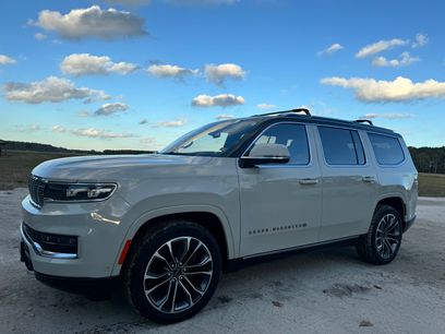 Used 2022 Jeep Grand Wagoneer Series III w/ Rear Seat Video Group 1