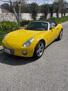 Used 2007 Pontiac Solstice Convertible w/ Premium Package