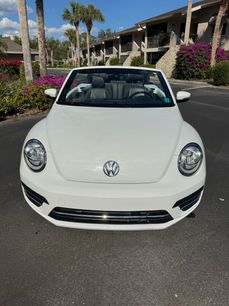 Used 2018 Volkswagen Beetle 2.0T S w/ Style & Comfort Package