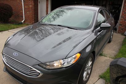 Used 2017 Ford Fusion SE