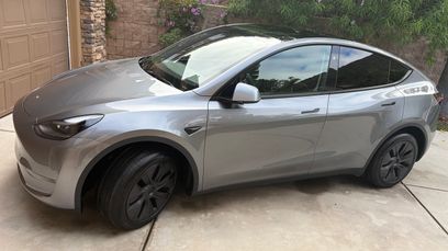 Used 2025 Tesla Model Y Long Range