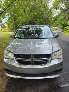 Used 2014 Dodge Grand Caravan SXT
