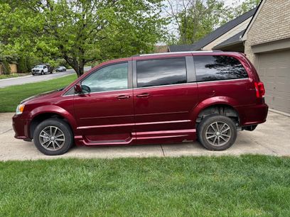 Used 2017 Dodge Grand Caravan SXT