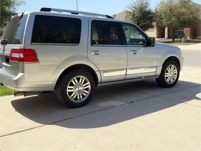 Used 2013 Lincoln Navigator 2WD w/ HD Trailer Tow Pkg
