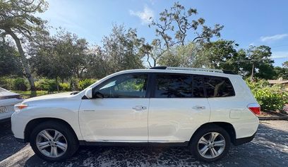 Used 2011 Toyota Highlander Limited