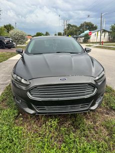 Used 2016 Ford Fusion SE w/ Equipment Group 202A
