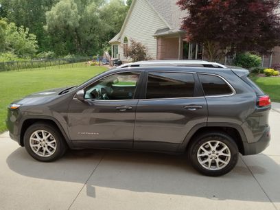 Used 2016 Jeep Cherokee Latitude w/ Cold Weather Group