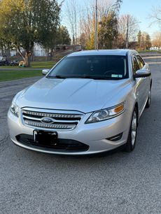Used 2010 Ford Taurus SEL