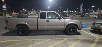 Used 2001 GMC Sonoma SLS w/ Super Spec Pkg 3