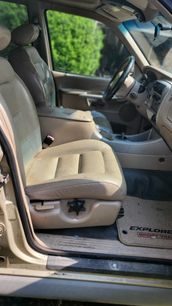 Used 2001 Ford Explorer Sport Trac 4x4