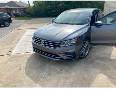 Used 2018 Volkswagen Passat 2.0T R-Line