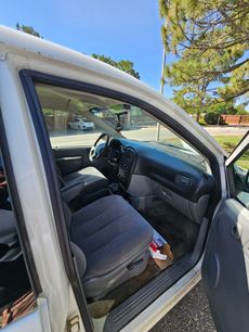 Used 2006 Dodge Caravan SE w/ Popular Equipment Group I