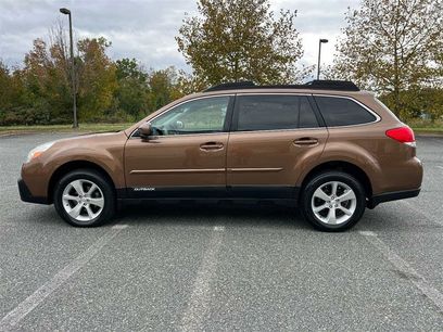 Used 2013 Subaru Outback 2.5i Limited w/ Moonroof Pkg