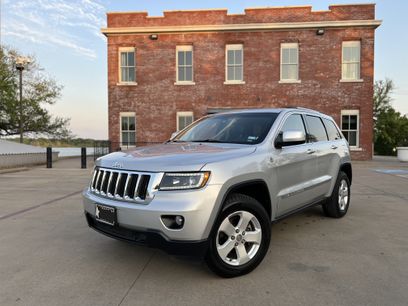Used 2011 Jeep Grand Cherokee Laredo