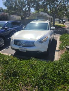 Used 2013 INFINITI FX37 2WD w/ Premium Pkg