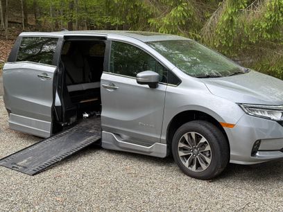 Used 2024 Honda Odyssey EX-L