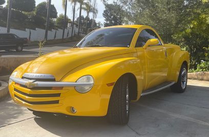 Used 2003 Chevrolet SSR w/ Preferred Equipment Group