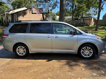 Used 2011 Toyota Sienna XLE