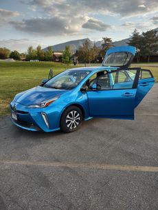 Used 2019 Toyota Prius XLE