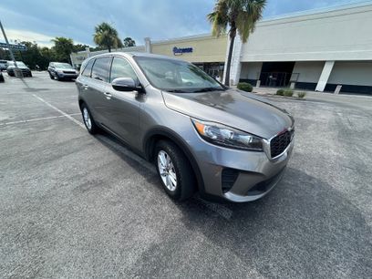 Used 2019 Kia Sorento LX