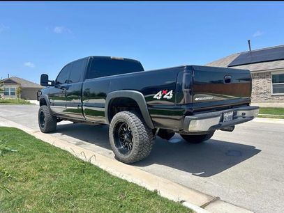 Used 2006 Chevrolet Silverado 2500 LT w/ Heavy-Duty Power Package