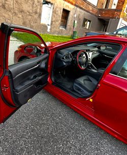 Used 2019 Toyota Camry SE