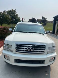 Used 2010 INFINITI QX56 4WD