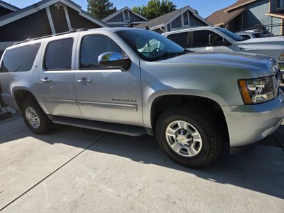 Used 2011 Chevrolet Suburban 2500 LT w/ Luxury Package