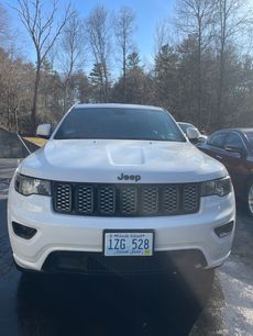Used 2018 Jeep Grand Cherokee Altitude