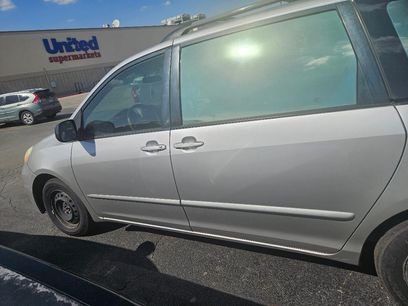 Used 2006 Toyota Sienna CE
