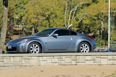Used 2004 Nissan 350Z Touring w/ Aerodynamics Pkg