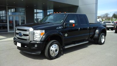Used 2016 Ford F450 Platinum w/ FX4 Off Road Package