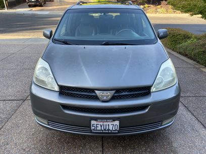Used 2004 Toyota Sienna XLE