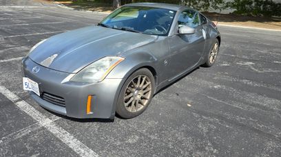 Used 2005 Nissan 350Z Coupe w/ (N93) Cargo Convenience Pkg