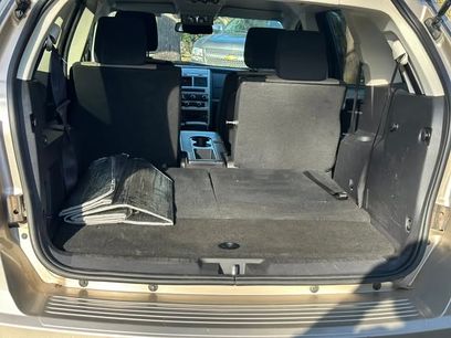 Used 2009 Dodge Journey SXT w/ Flexible Seating Group
