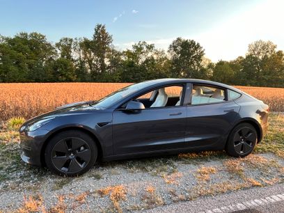 Used 2023 Tesla Model 3 Standard Range