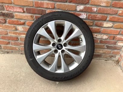 Used 2012 Hyundai Azera