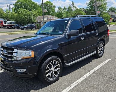 Used 2015 Ford Expedition XLT w/ Equipment Group 202A