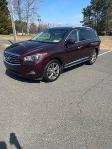 Used 2013 INFINITI JX35 AWD w/ Premium Pkg