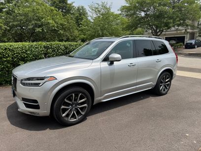 Used 2016 Volvo XC90 T6 Momentum w/ Momentum Plus Package
