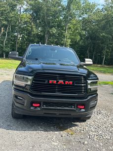 Used 2019 RAM 2500 Laramie w/ Black Appearance Package
