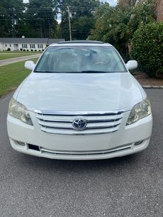 Used 2005 Toyota Avalon Limited