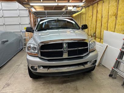 Used 2006 Dodge Ram 2500 Truck SLT w/ Trailer Tow Group
