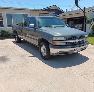 Used 2000 Chevrolet Silverado 2500 LT