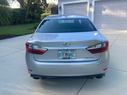 Used 2018 Lexus ES 350