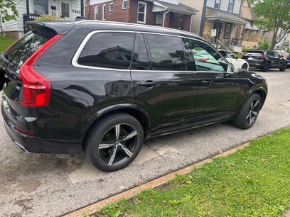 Used 2016 Volvo XC90 T6 R-Design w/ Vision Package