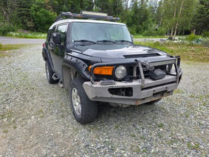 Used 2010 Toyota FJ Cruiser 4WD w/ Upgrade Pkg 2