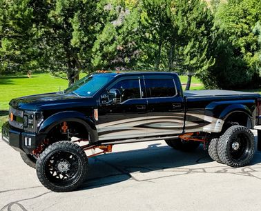 Used 2017 Ford F350 Platinum w/ Platinum Ultimate Package